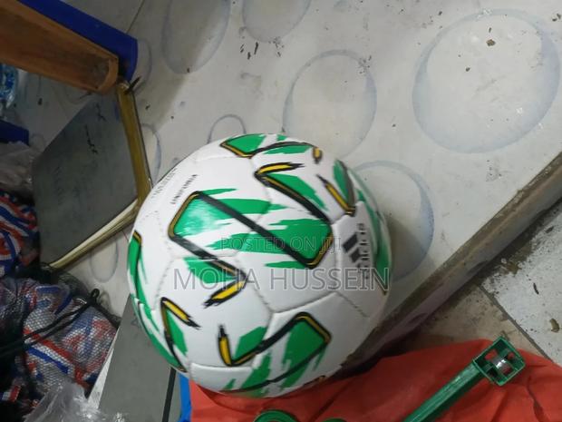 Adidas Size 4 Balls