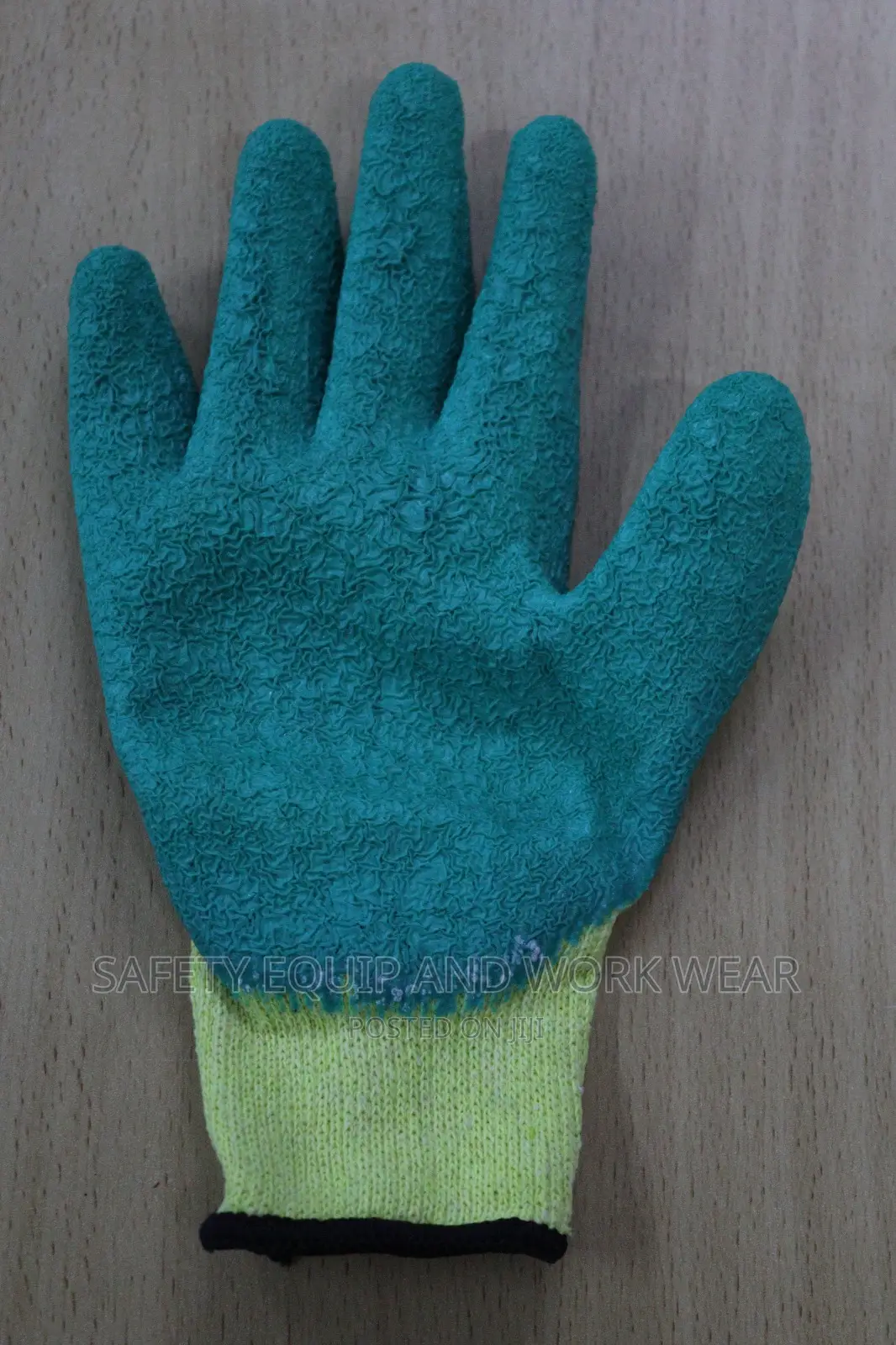 Ultimate PLUS Diamond Grip Gloves