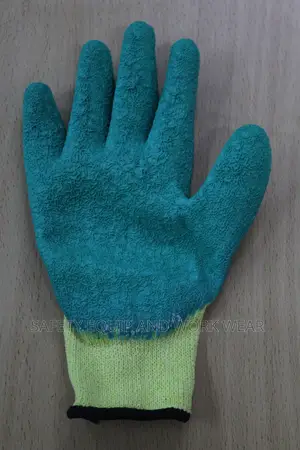 Ultimate PLUS Diamond Grip Gloves