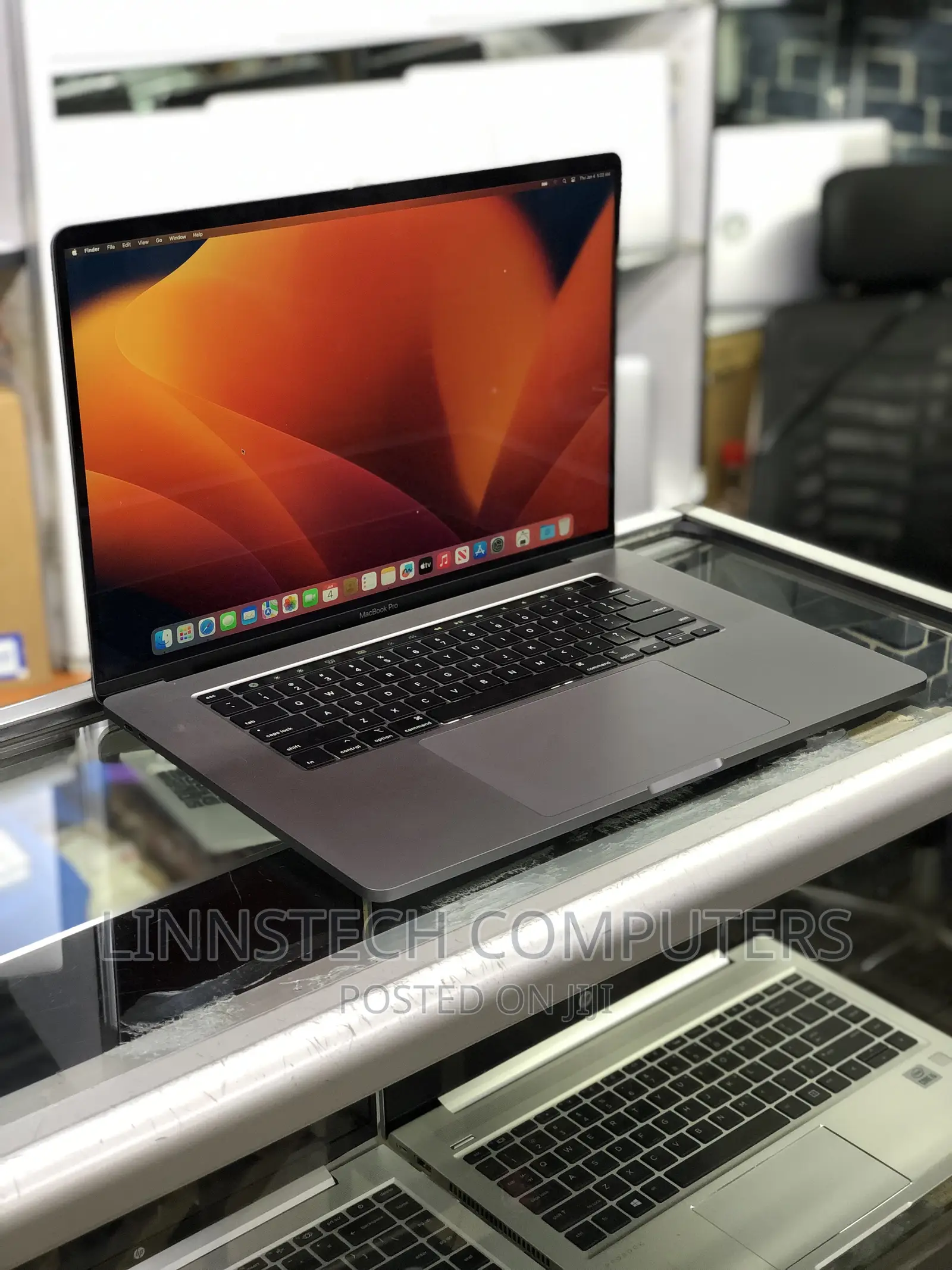 Laptop Apple MacBook Pro 2019 16GB Intel Core I7 SSD 512GB