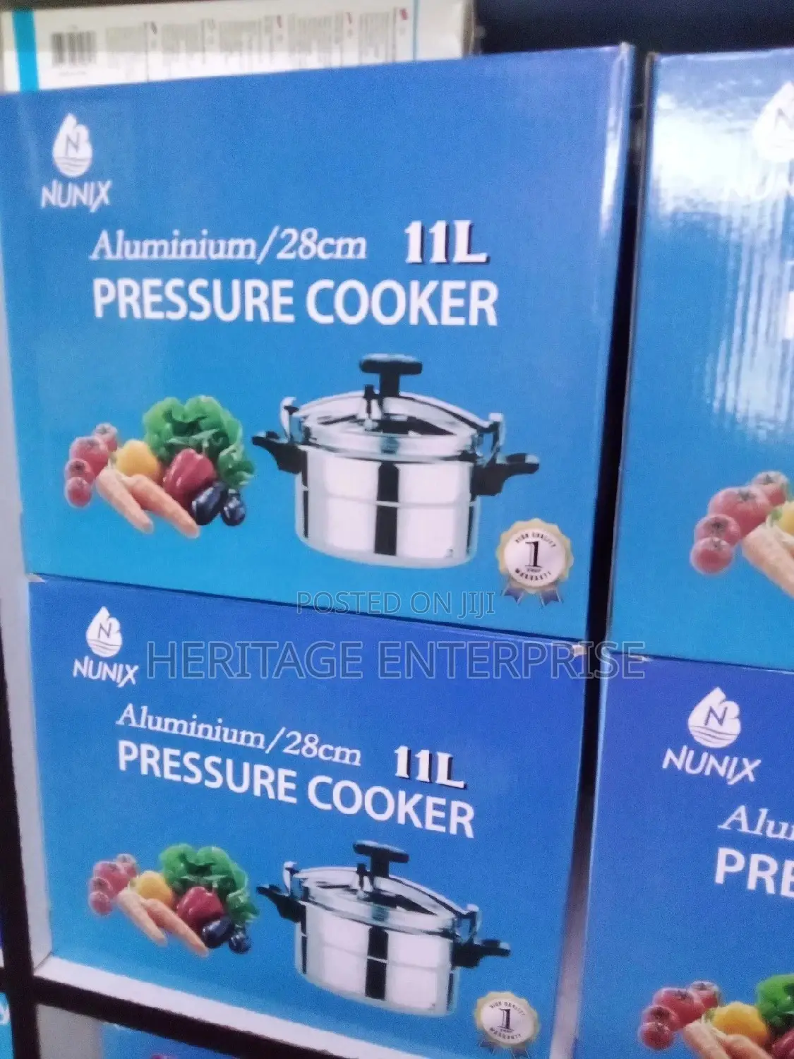Pressure Cooker ,Aluminum Stainless Steel 11ltrs