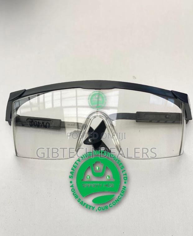 Safety Glasses. Vaultex Clear Anti-scratch Safety Glasses