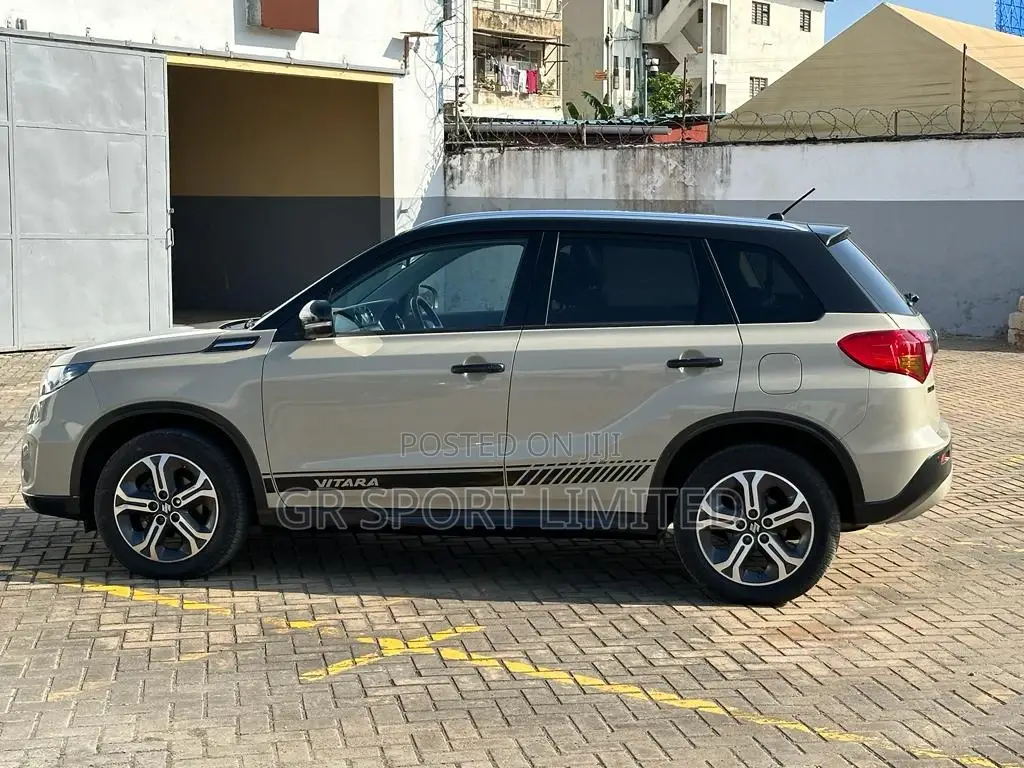 Suzuki Grand Vitara 2016 Beige