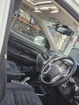 Mitsubishi Outlander 2.0 PHEV AWD 2016 White
