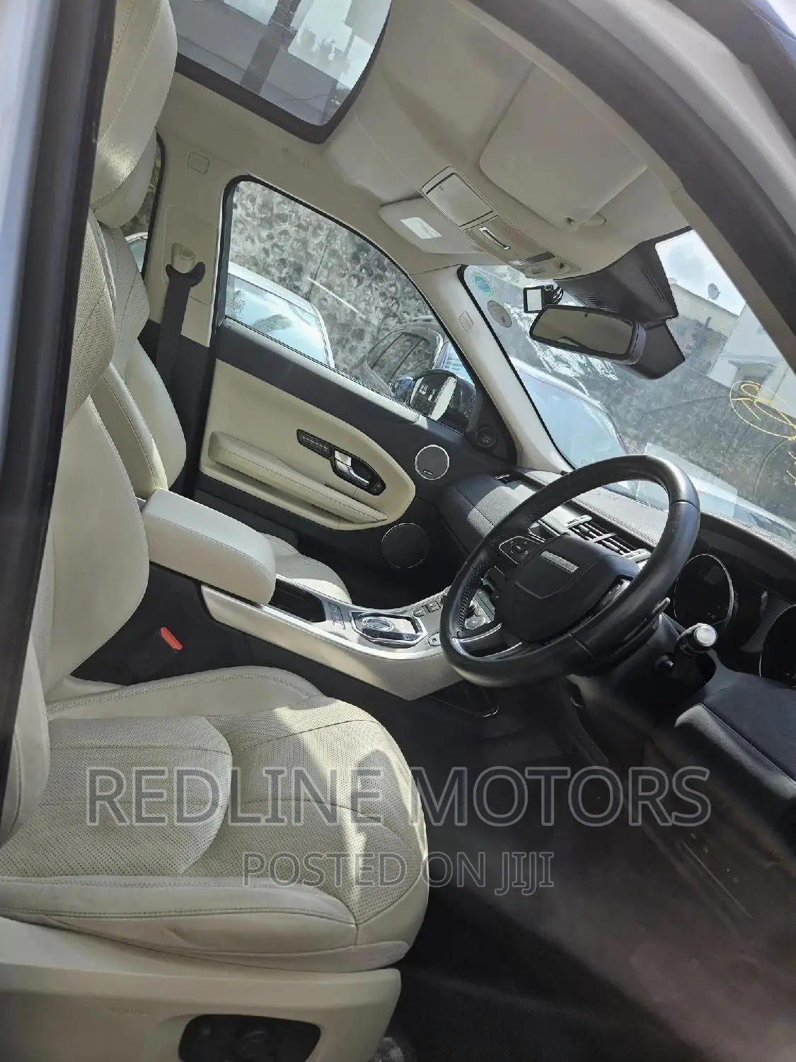 Land Rover Range Rover Evoque SE 5dr 4x4 (2.0L 4cyl 9A) 2016 White
