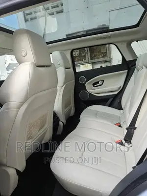 Land Rover Range Rover Evoque SE 5dr 4x4 (2.0L 4cyl 9A) 2016 White