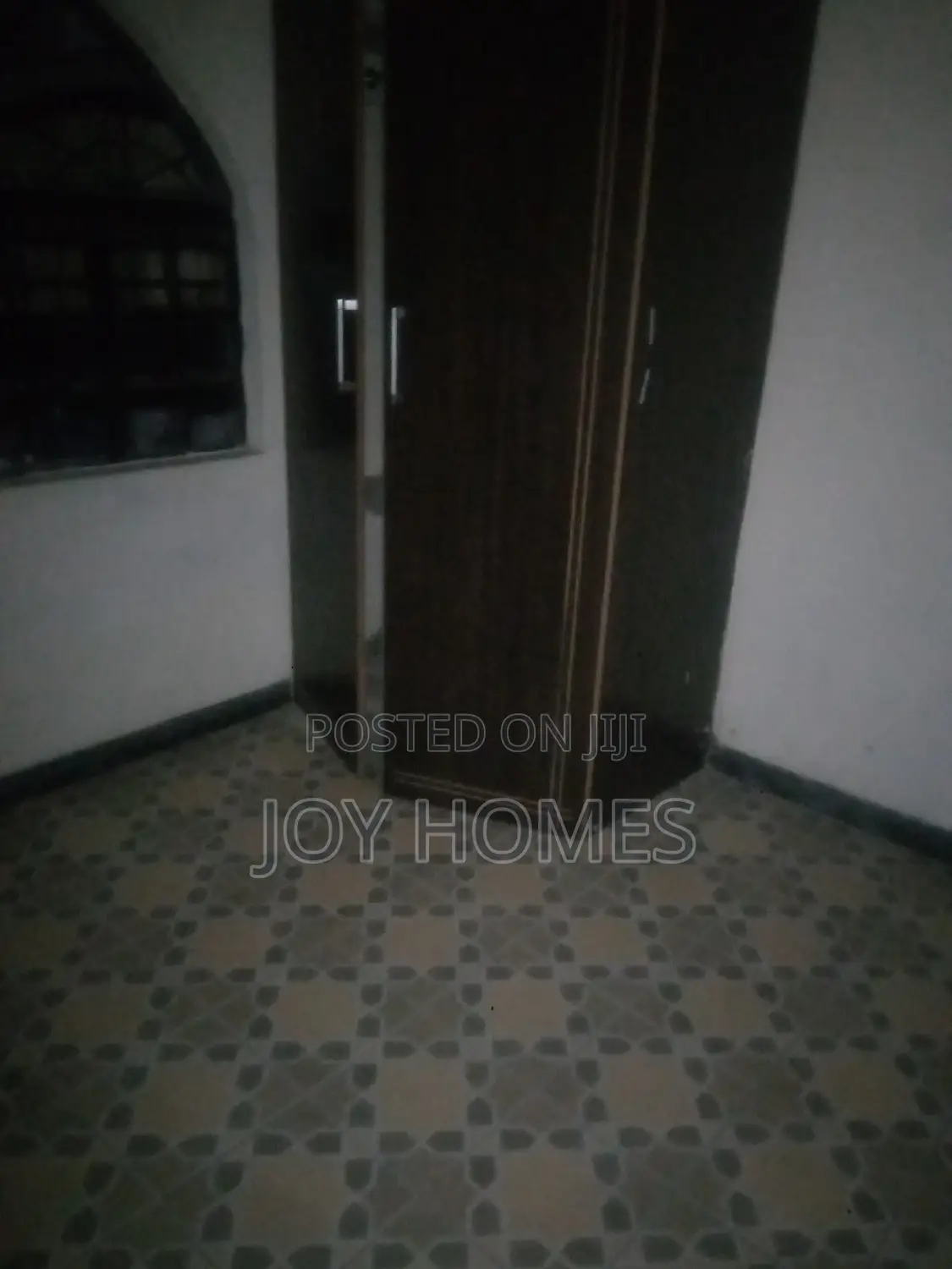 1bdrm Apartment in Shopping Center, South B for rent