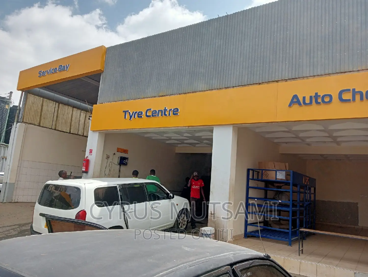 Auto Garage. Toyota's, Nissan's,Honda Mitsubishi
