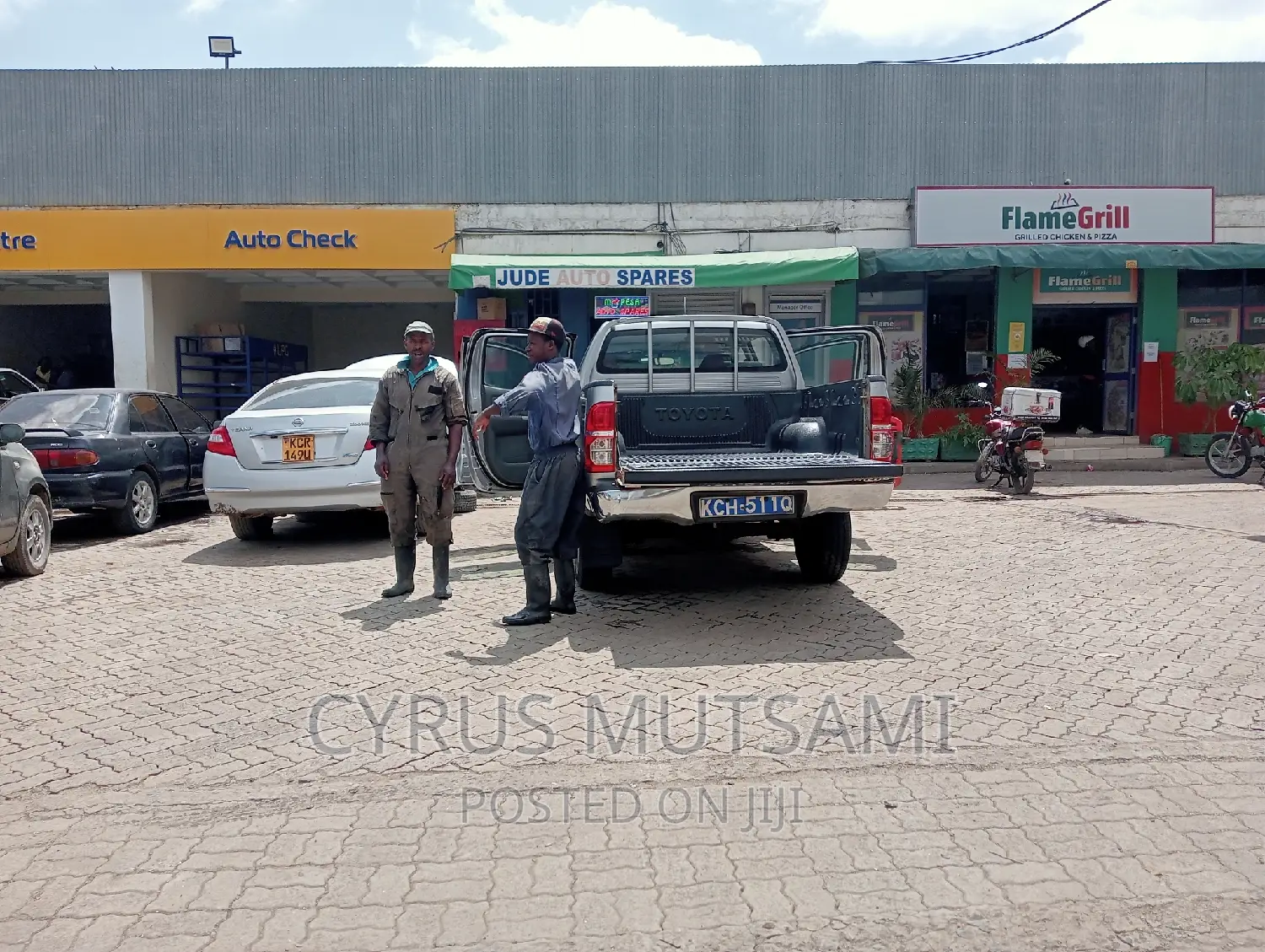 Auto Garage. Toyota's, Nissan's,Honda Mitsubishi