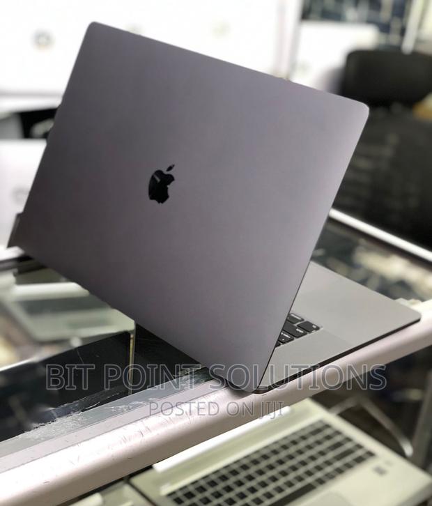 Laptop Apple MacBook Pro 2019 16GB Intel Core I9 SSD 1T