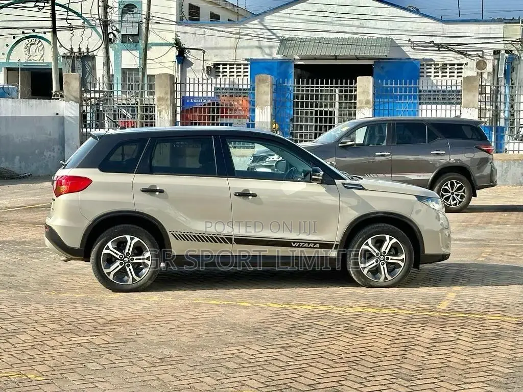 Suzuki Grand Vitara 2016 Beige