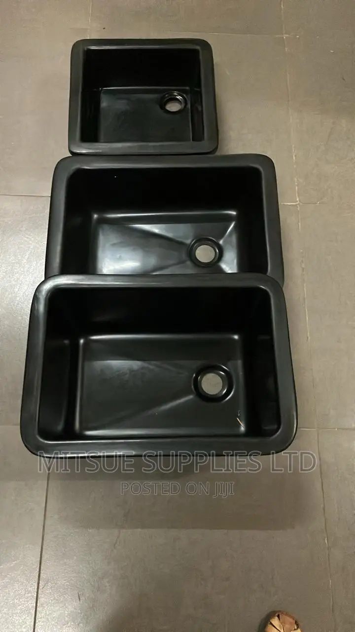 Laboratory Sink Fibre Black 12x12x5.5 Inch