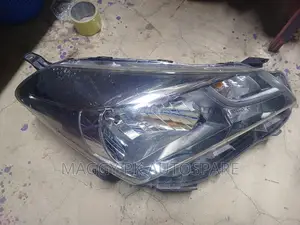 Toyota Vitz 2015 Headlight #269