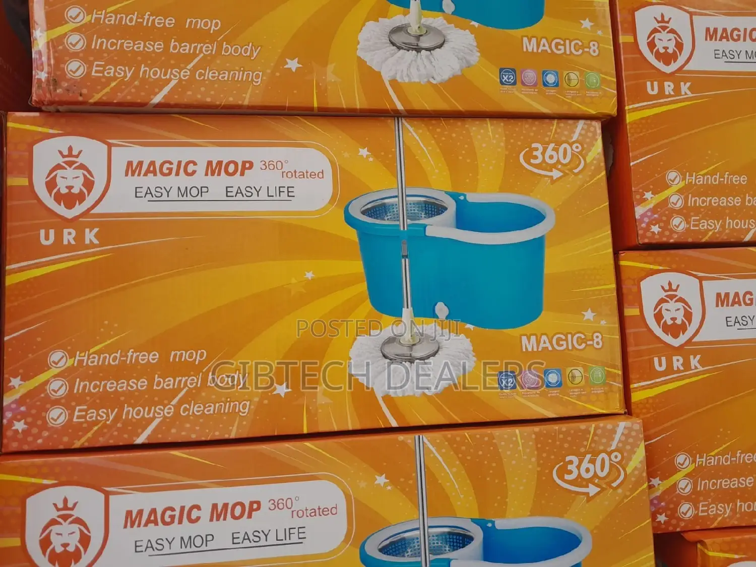 Rotating 360 Pin Mopper and Bucket