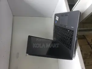 New Laptop HP EliteBook 820 G4 8GB Intel Core I5 SSD 256GB