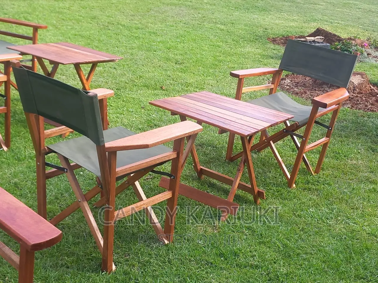Outdoor Relaxation Set (2 Chairs and a Table)