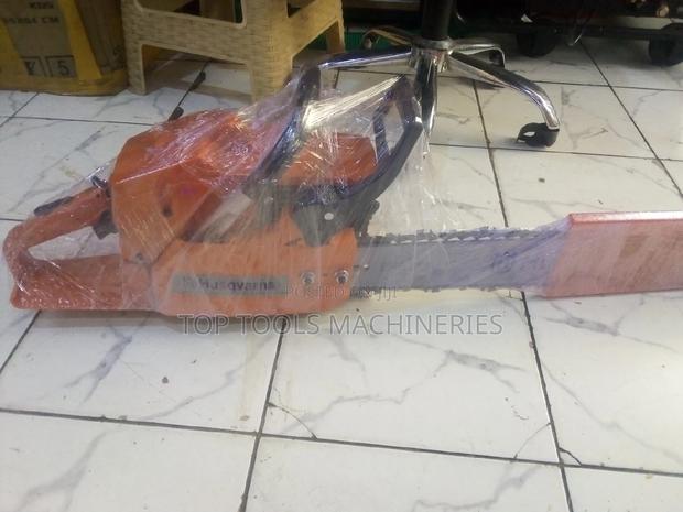 Husqvarna 272 Original Powersaw - main view