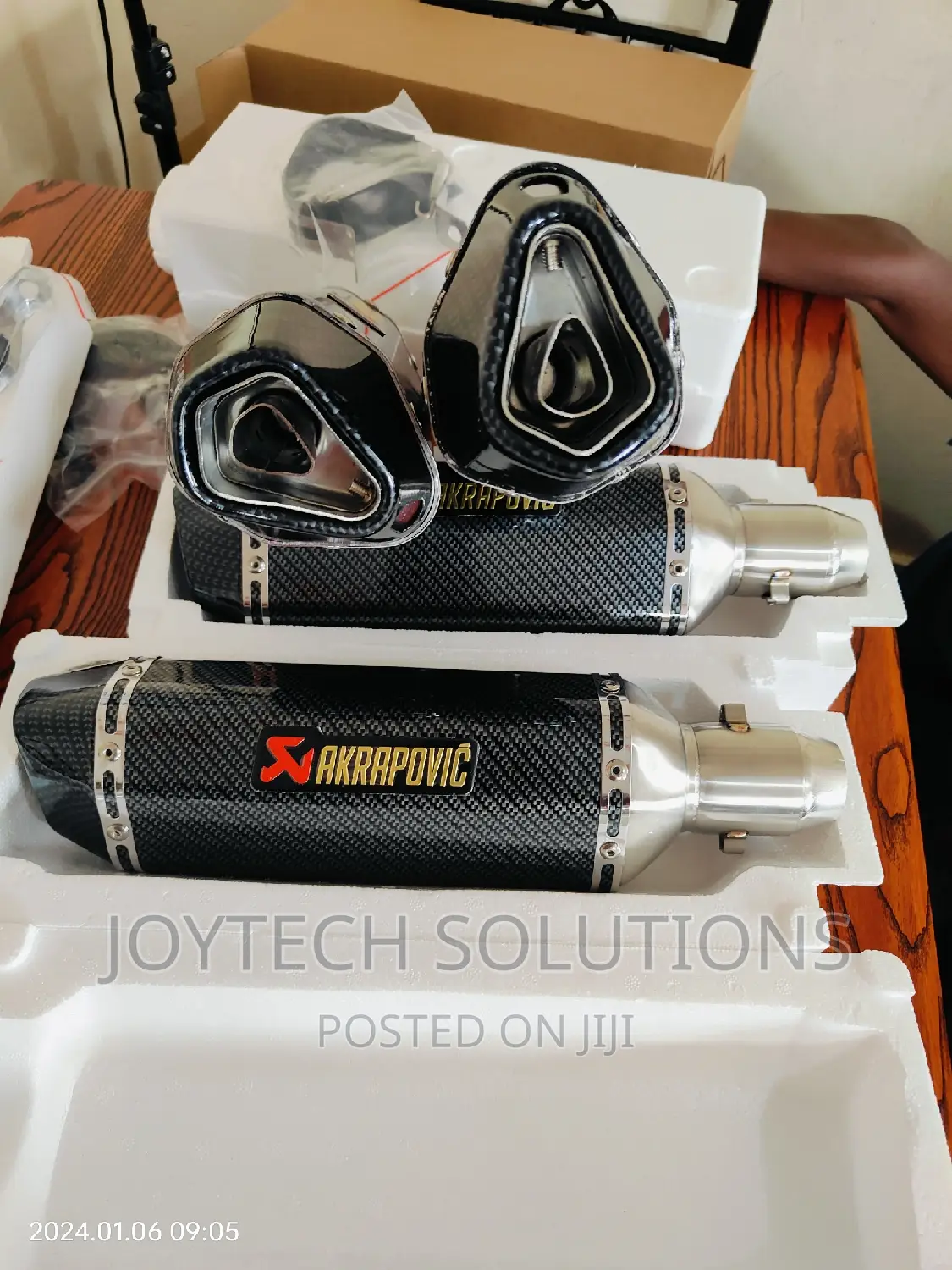 Universal Akrapovic Exhaust Muffler Pipe System. Above 150cc in Nairobi
