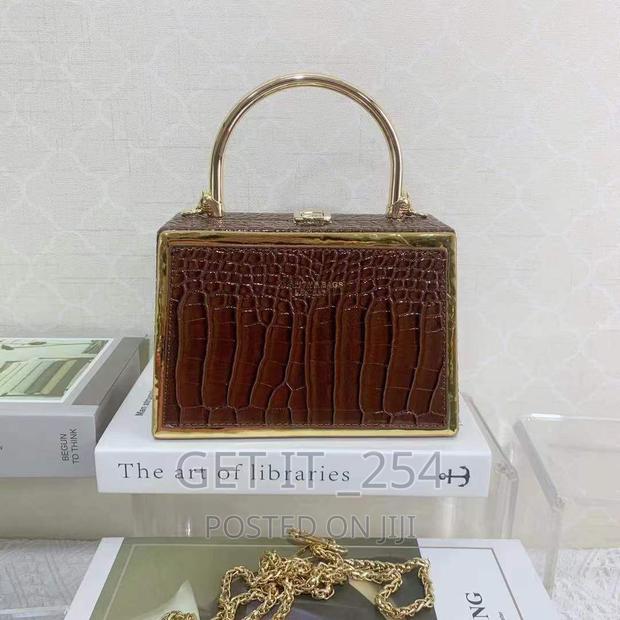 Ladies Classy Handbags - thumbnail 3