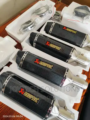 Sportbike Akrapovic Exhaust Muffler Pipe System.Db Killer