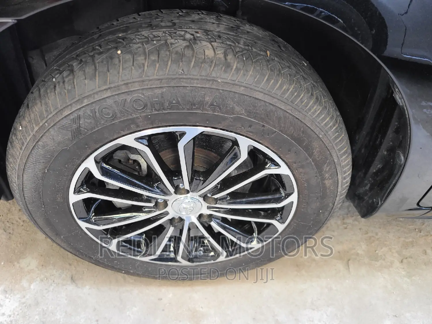 Toyota Premio 1.8 AWD 2016 Black
