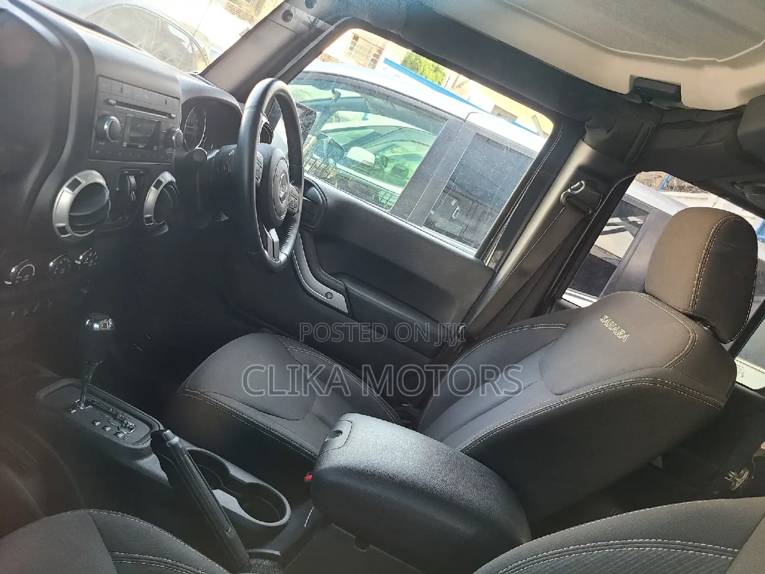 Jeep Wrangler Sahara 4x4 2016 Blue