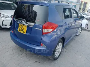 Subaru Trezia 2014 Blue