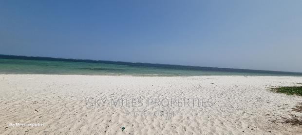 Nyali, 5 Acre Sandy Beach Plot on Sale - thumbnail 4