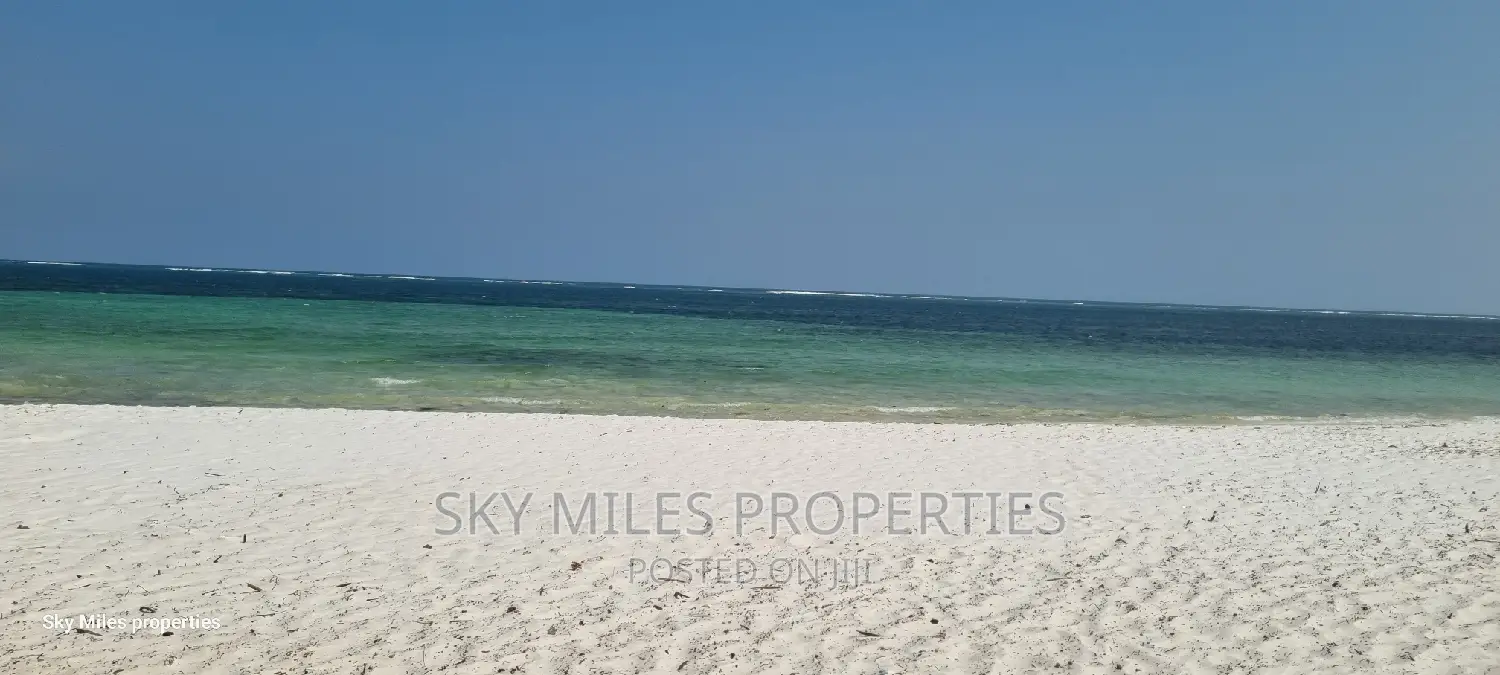 Nyali, 5 Acre Sandy Beach Plot on Sale