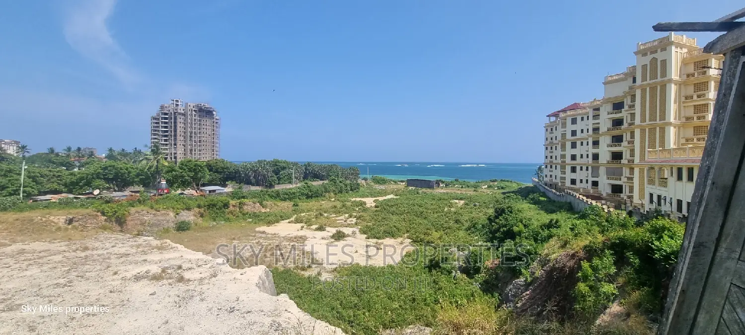 Nyali, 5 Acre Sandy Beach Plot on Sale