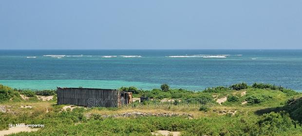 Nyali, 5 Acre Sandy Beach Plot on Sale - thumbnail 7