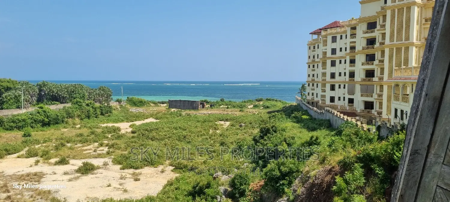 Nyali, 5 Acre Sandy Beach Plot on Sale