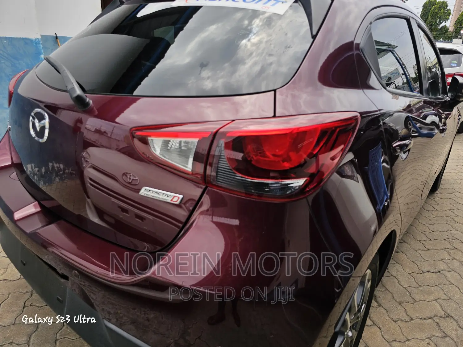 Mazda Demio 2016 Purple
