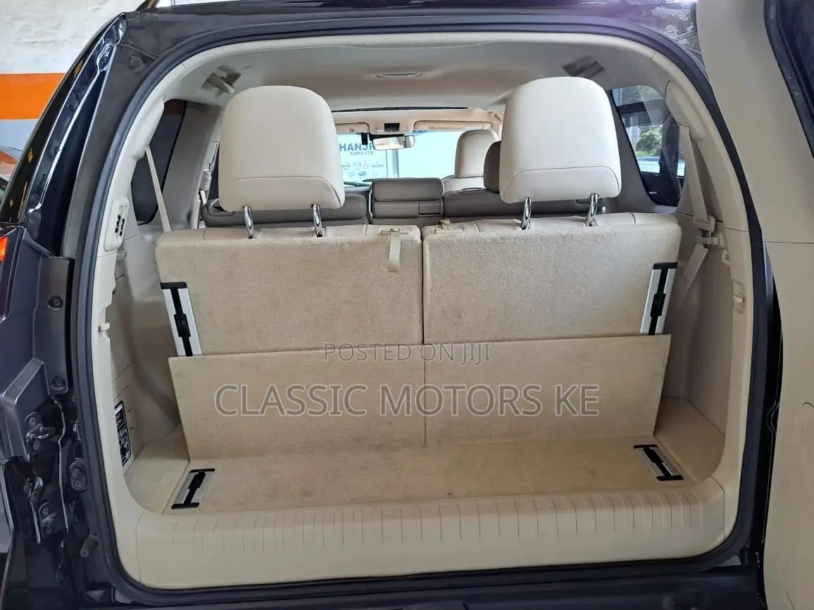 Toyota Land Cruiser Prado 2.7 2018 Black