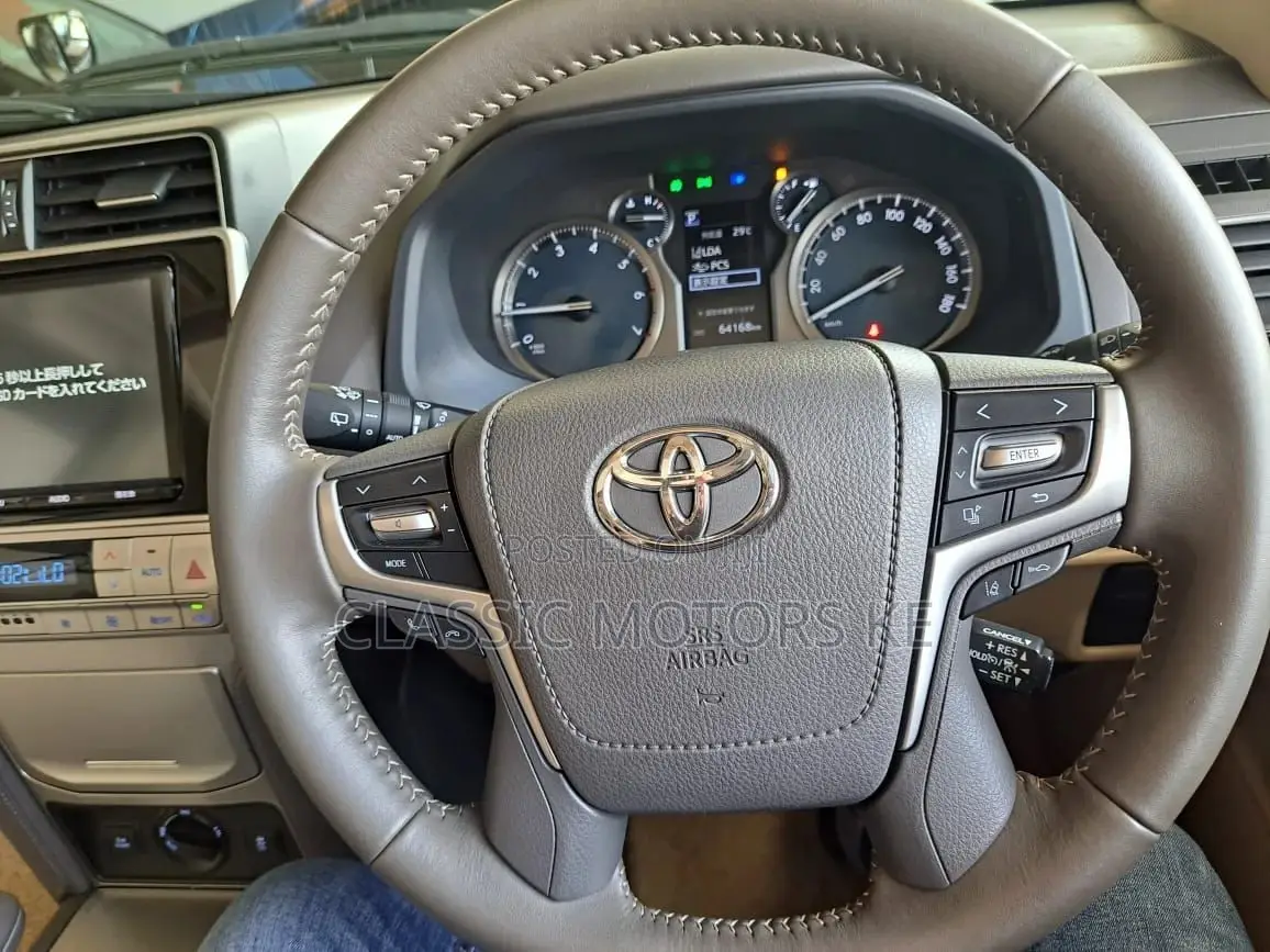 Toyota Land Cruiser Prado 2.7 2018 Black