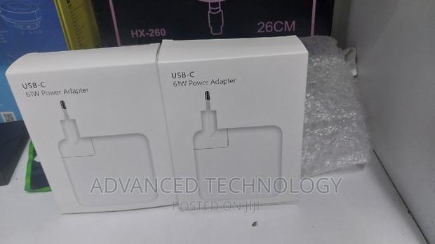 USB-C 61W Power Adapter Macbook Charger - thumbnail 4