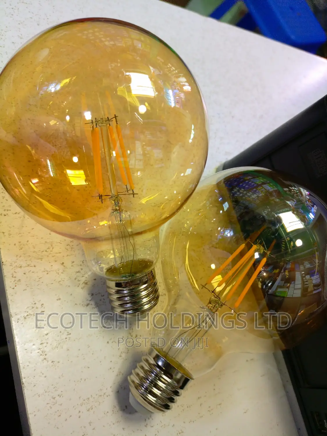 4wts Circular Warm White Filament Bulbs.