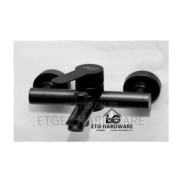 Black Bathtub Mixer -