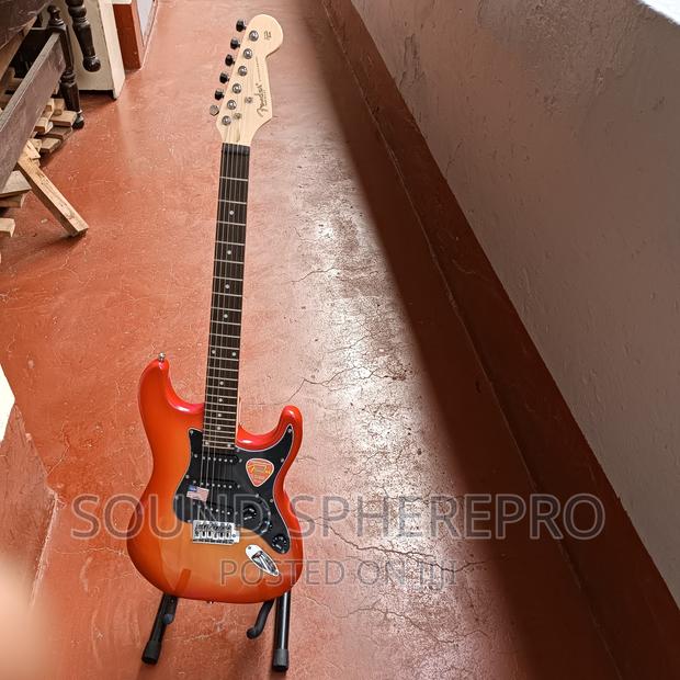 Fender Solo Guitar Plus Guitar Stand - main view