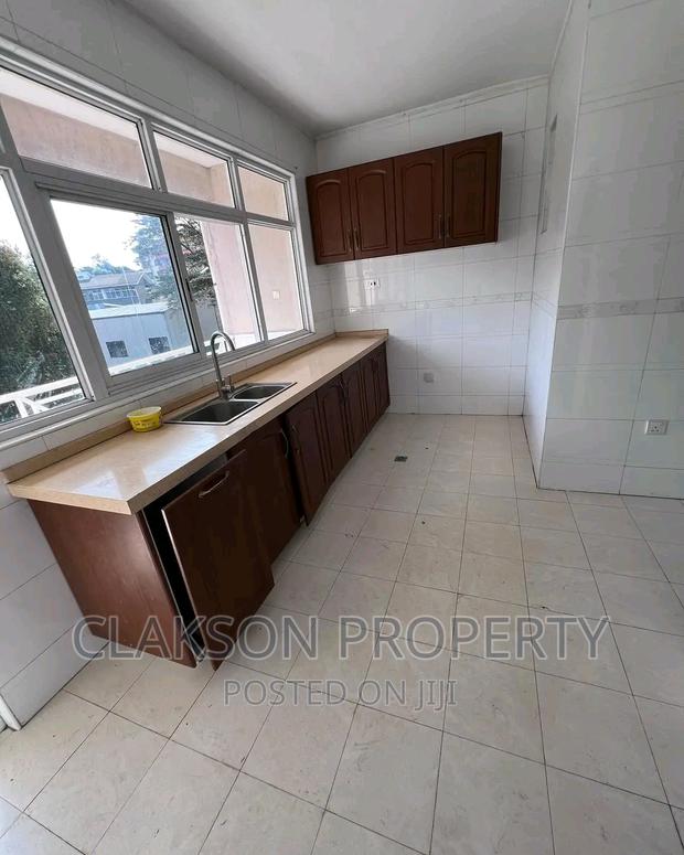5bdrm Apartment in Kilimani for rent - thumbnail 7
