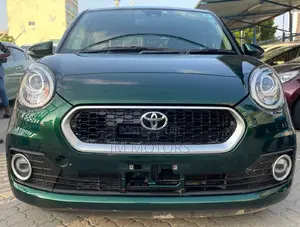 Toyota Passo 2016 Green