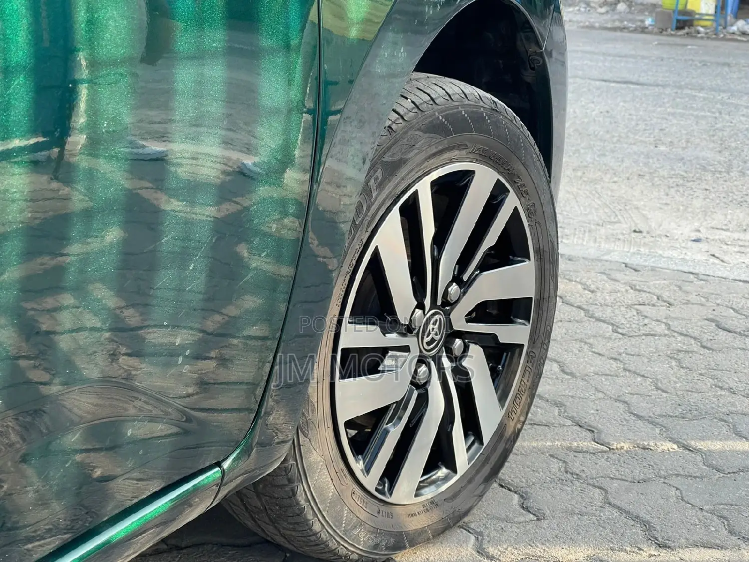 Toyota Passo 2016 Green