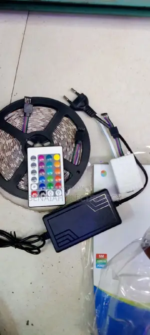 Strip Lights/Remote Controlled/5 MTRS
