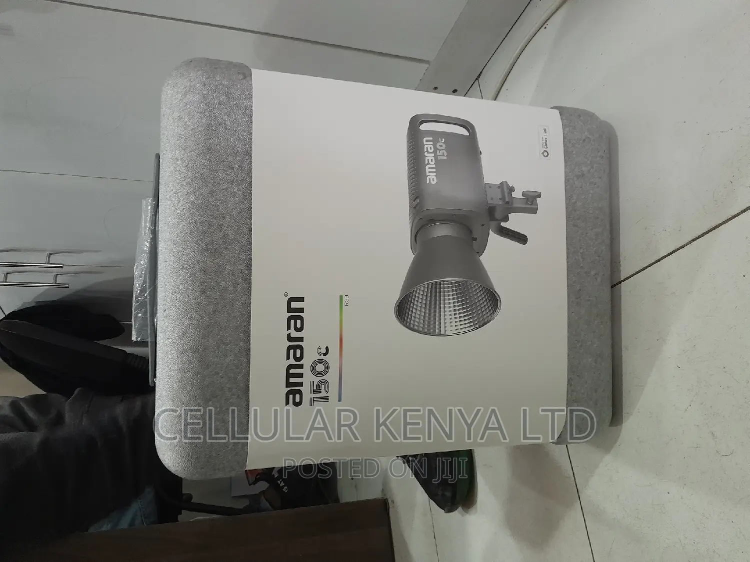 Amaran 150c RGB LED Monolight