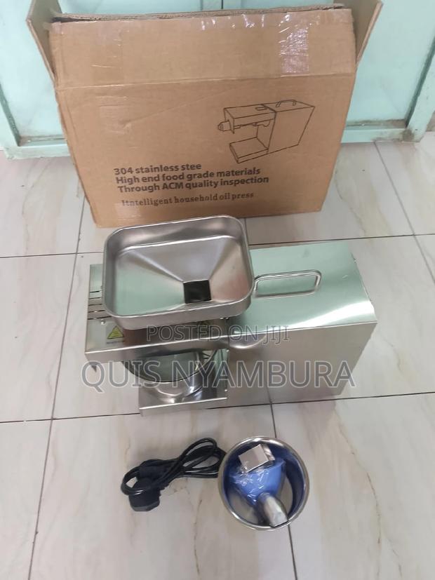 Oil Press Machine/Oil Machine. - main view