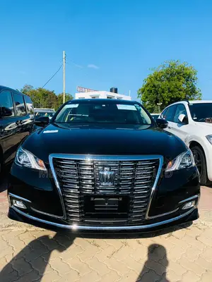 Toyota Crown 2016 Black