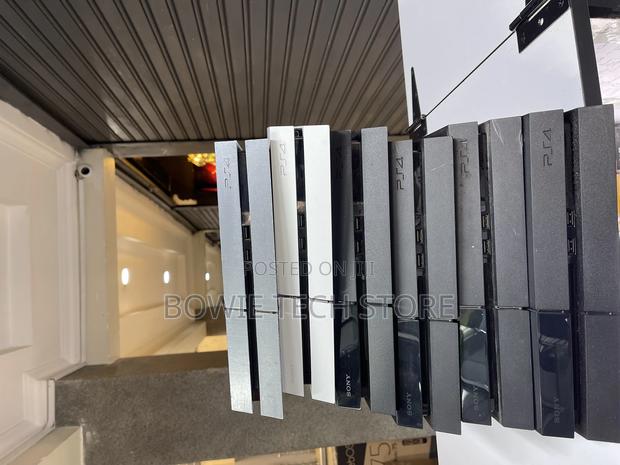 Ps4 Standard Ex Uk. - main view