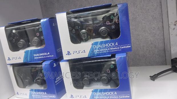 Sony Ps4 Pad/Controller Original - thumbnail 2