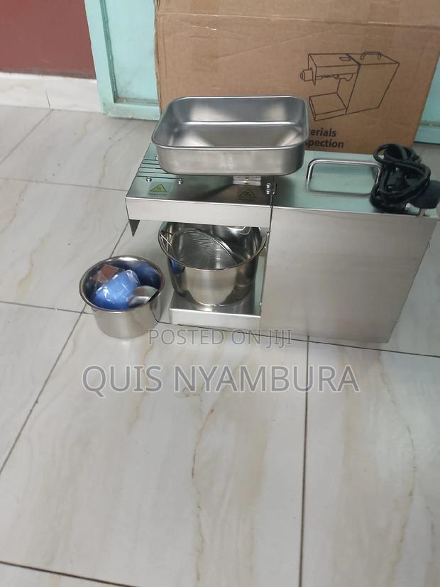 Oil Press Machine/ Electric Oil Extractor Machine - thumbnail 4