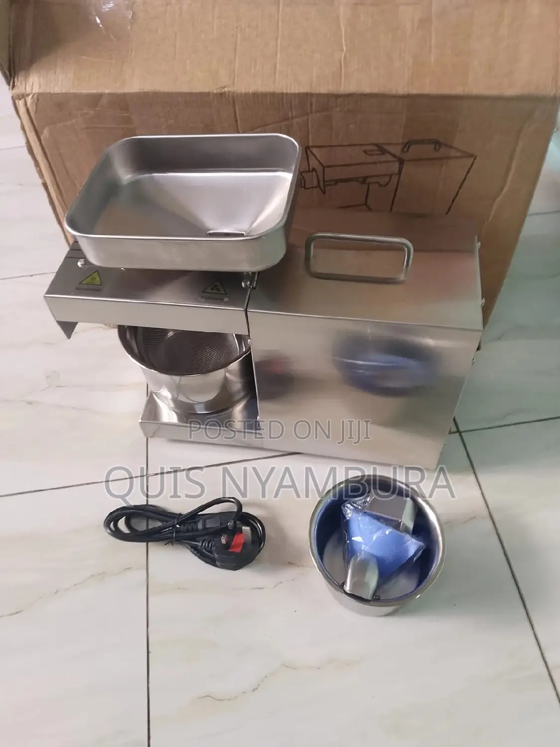 Oil Pressing Machine/Oil Press.